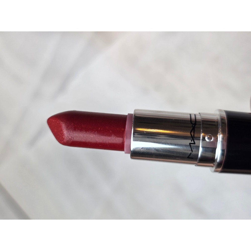 MAC Lustreglass Lipstick 545 Glossed and Found Sheer Shine Red Shimmer W1 - Picture 7 of 16